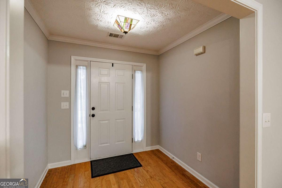 2249 Cluster Lane Grayson, GA 30017 - Photo 6 of 53