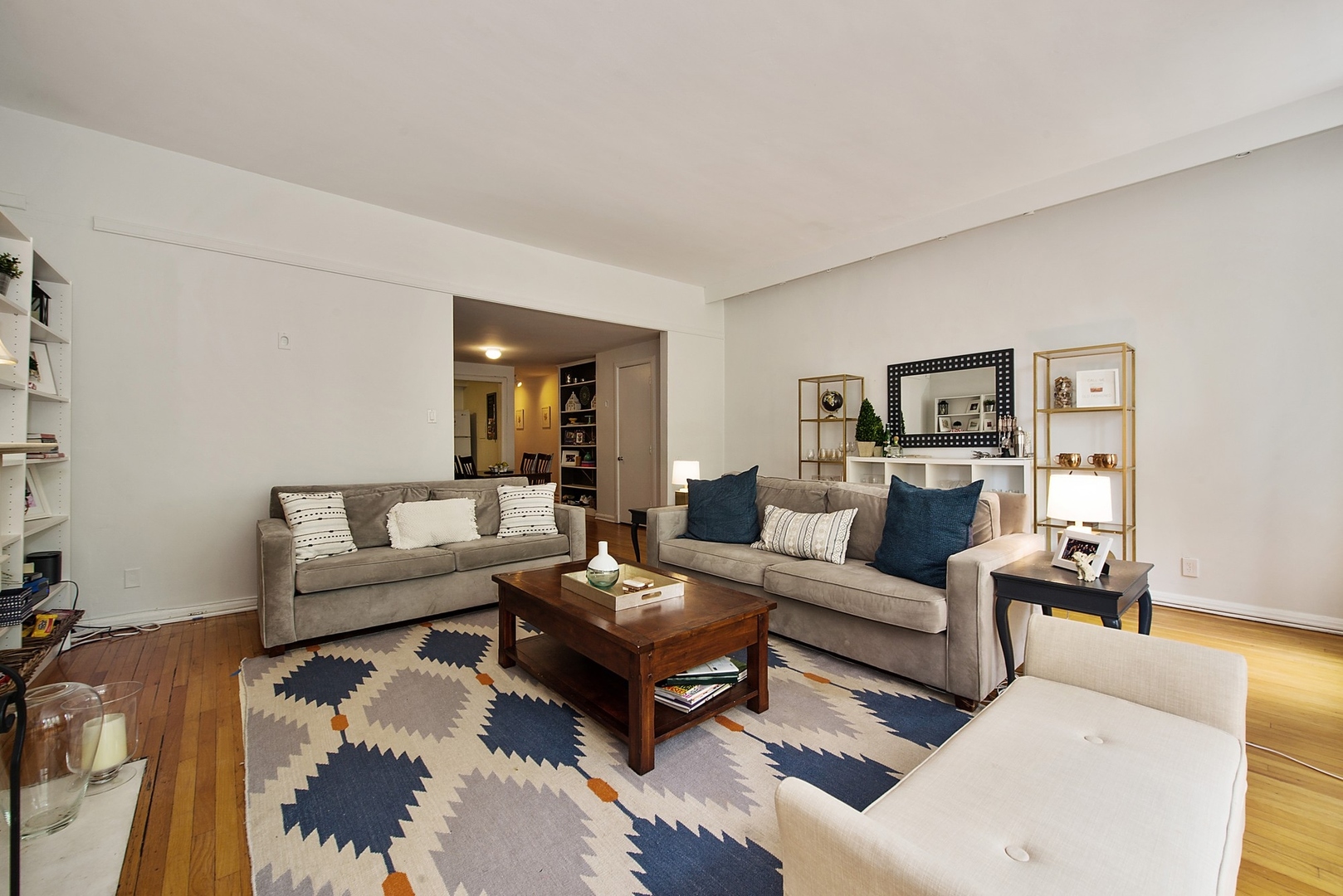 83 East Elm Street, Unit 2 Chicago, IL 60611 - Photo 4 of 10