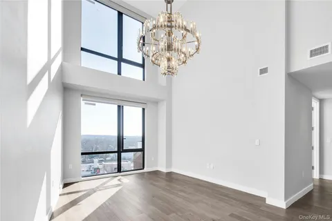 $1,378,888 | 107-06 Queens Boulevard, Unit 9G | Forest Hills