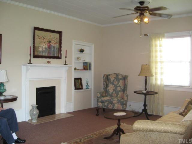 123700 School House Road Middlesex, NC 27557 - Photo 4 of 12 Another view of the living room