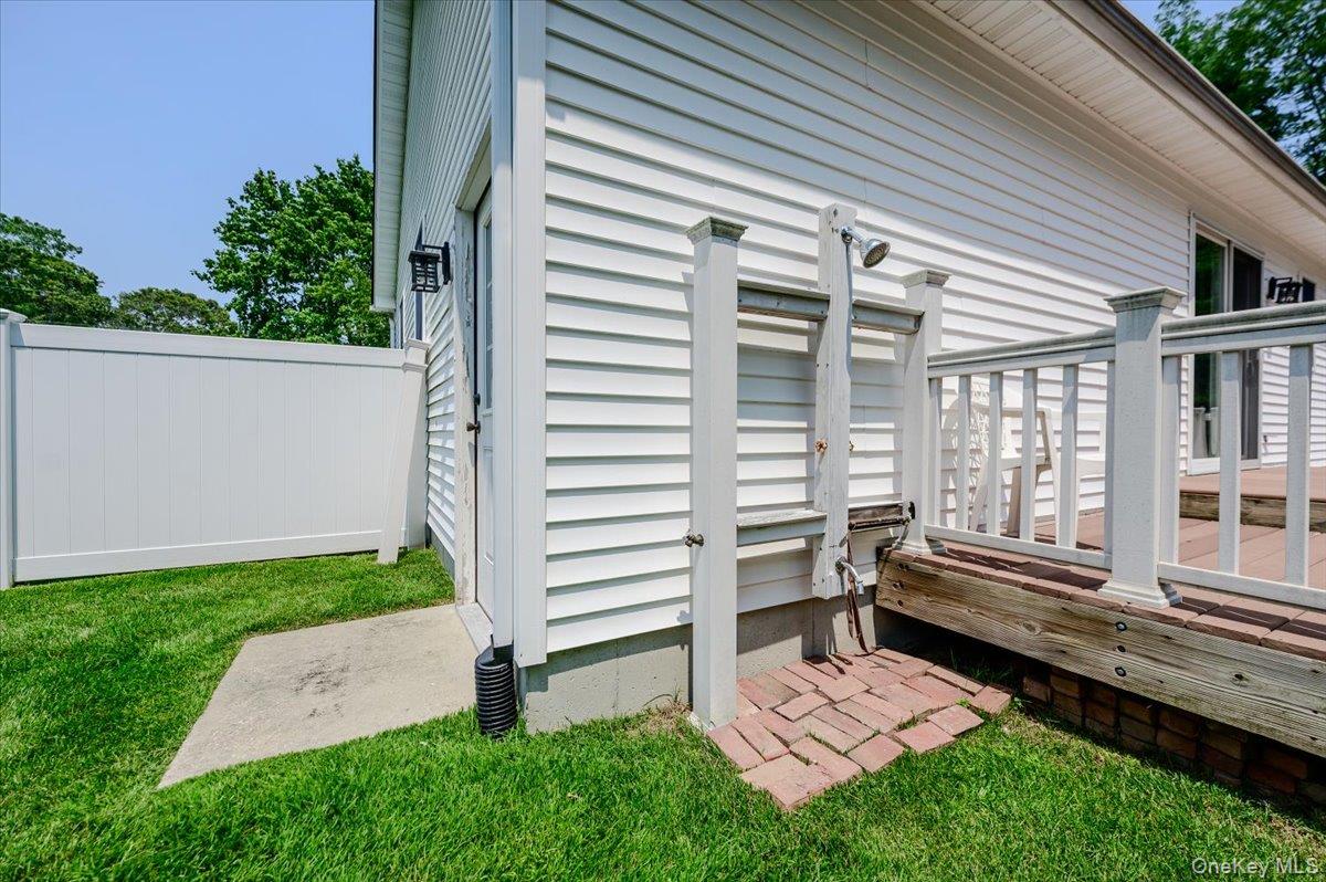 31 Carter Road Hampton Bays, NY 11946 - Photo 33 of 50 Gallery Image 33