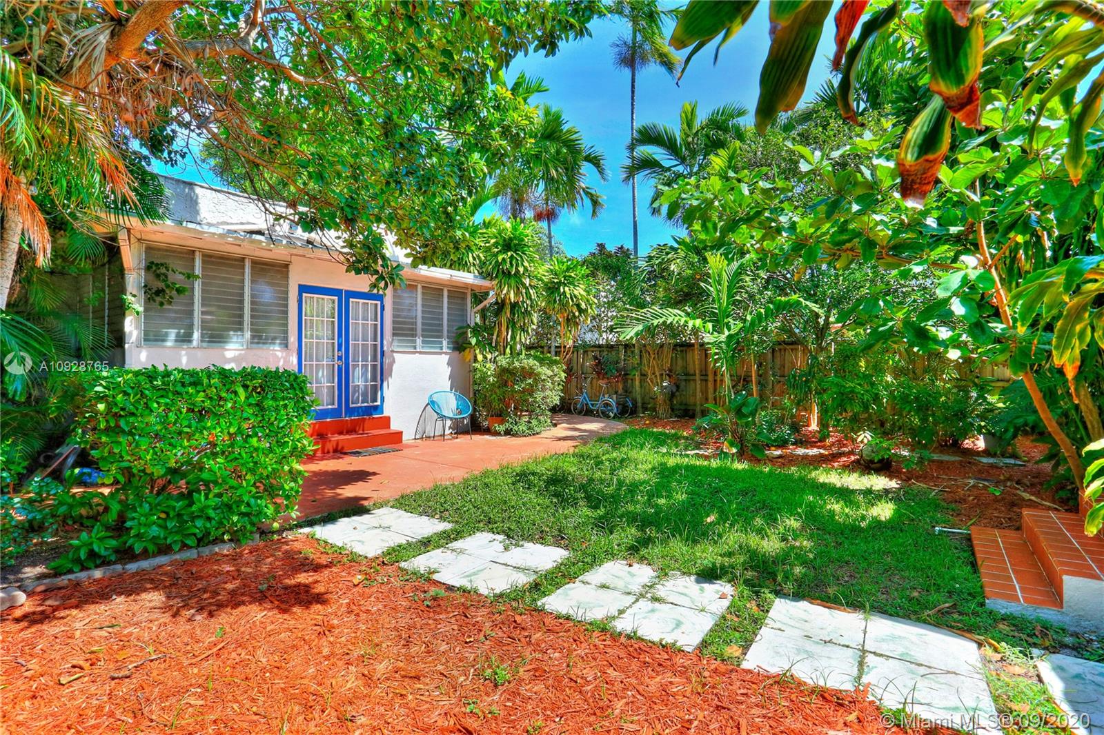452 Southwest 26th Road Miami, FL 33129 - Photo 17 of 28 Gallery Image 17