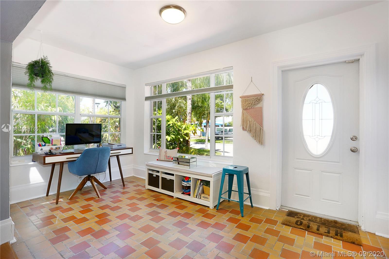452 Southwest 26th Road Miami, FL 33129 - Photo 3 of 28 Gallery Image 3