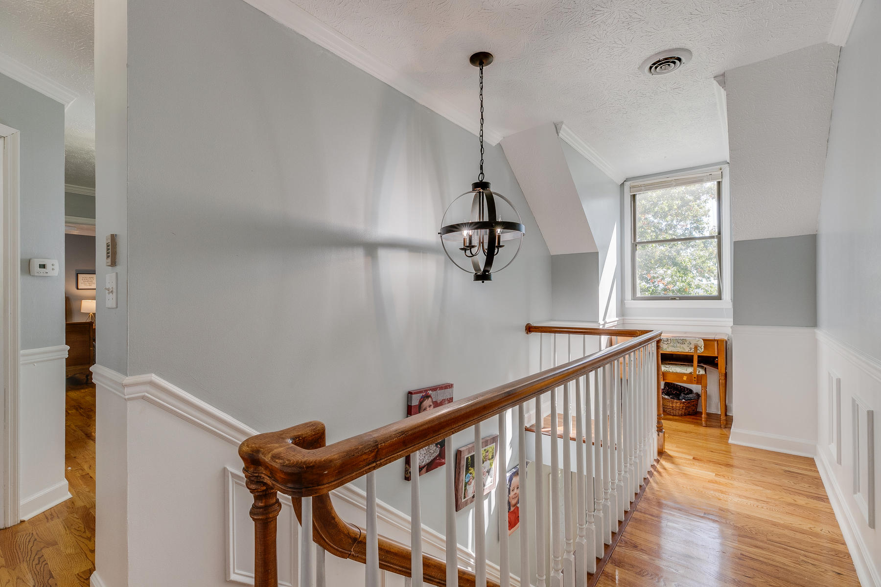 2098 Sharron Road Kingsport, TN 37660 - Photo 27 of 58 027