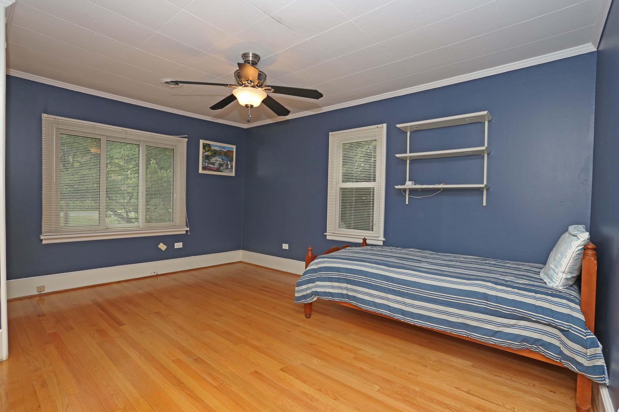 1086 Lynn Lane Blue Ridge, VA 24064 - Photo 16 of 48 lynn1015
