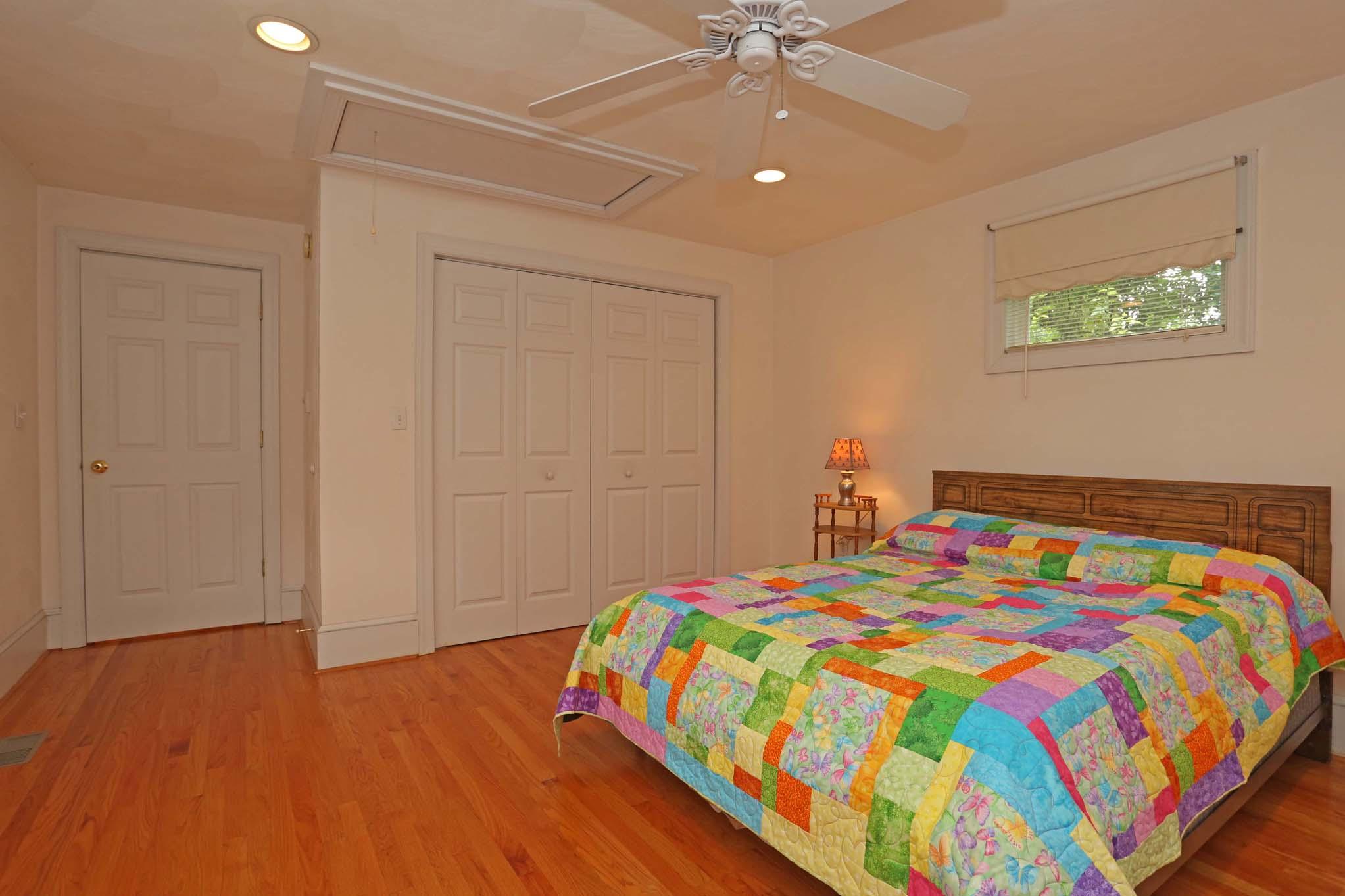 1086 Lynn Lane Blue Ridge, VA 24064 - Photo 22 of 48 lynn1019