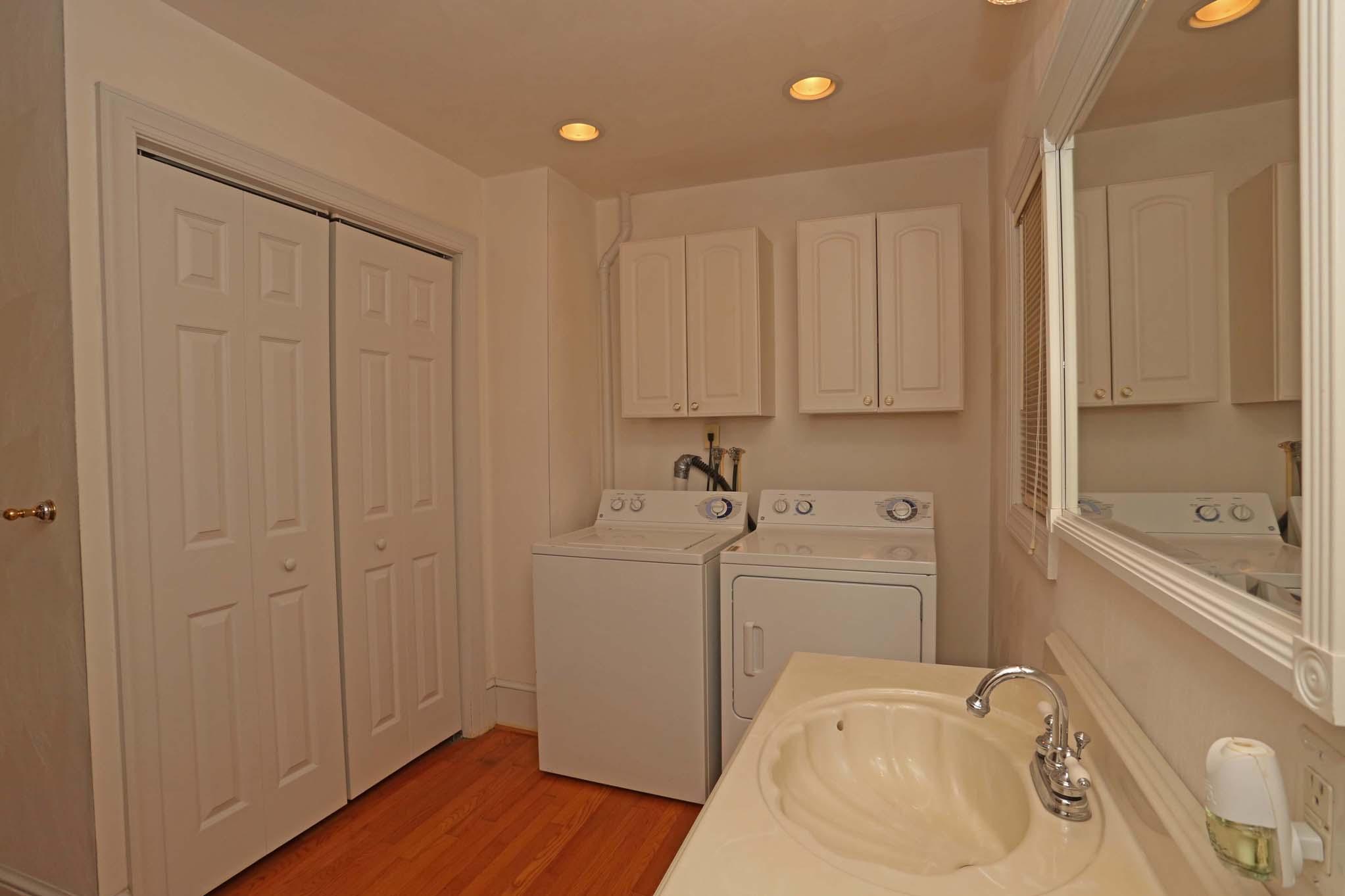 1086 Lynn Lane Blue Ridge, VA 24064 - Photo 25 of 48 lynn1024