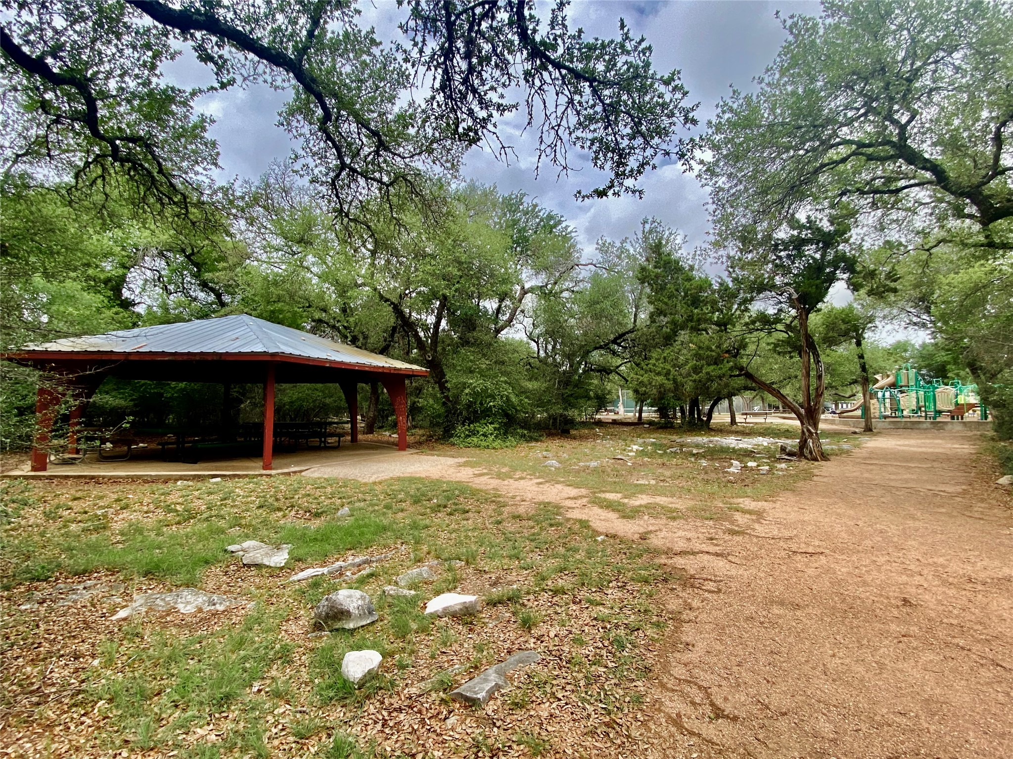11302 Windermere Meadows Austin, TX 78759 - Photo 25 of 26 a view of a large garden with large trees