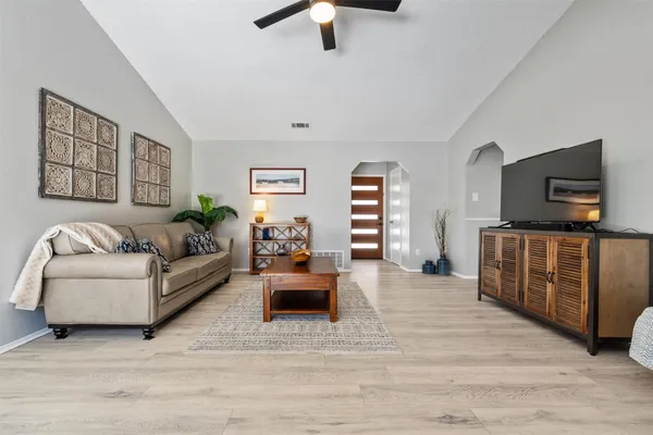 $525,000 | 11302 Windermere Meadows, Austin, TX 78759