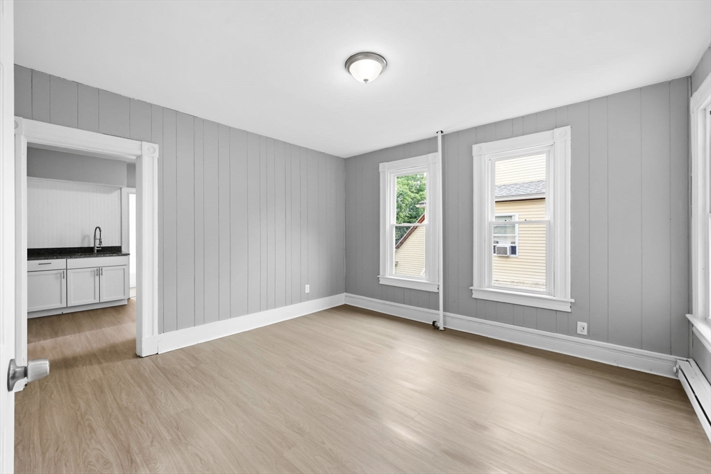 29 Yale Street Springfield, MA 01109 - Photo 16 of 33 Gallery Image 16