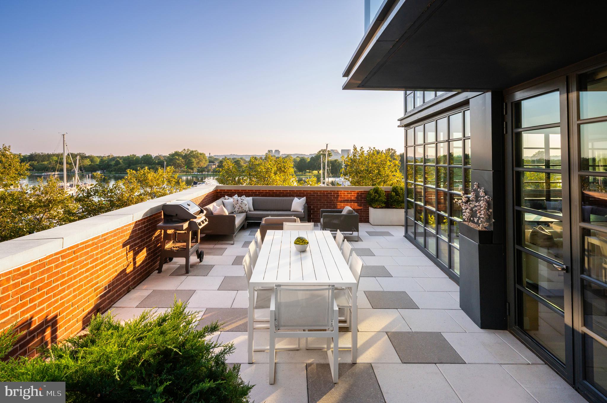 45 Sutton Square Southwest, Unit 306 Washington, DC 20024 - Photo 35 of 50 Private Outdoor Grilling and Dining
