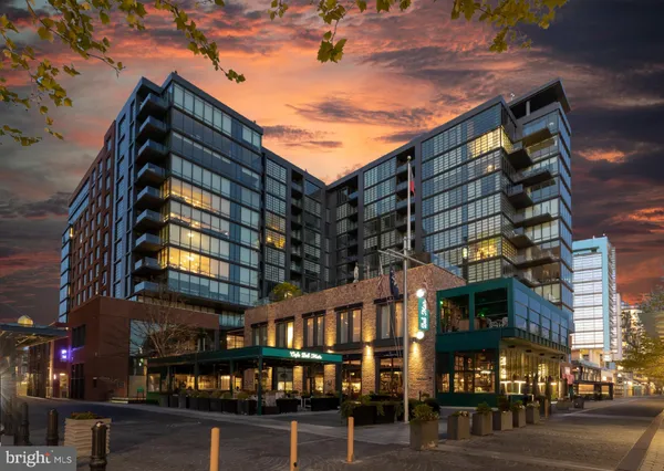 $3,500,000 | 45 Sutton Square Southwest, Unit 306, Washington, DC 20024