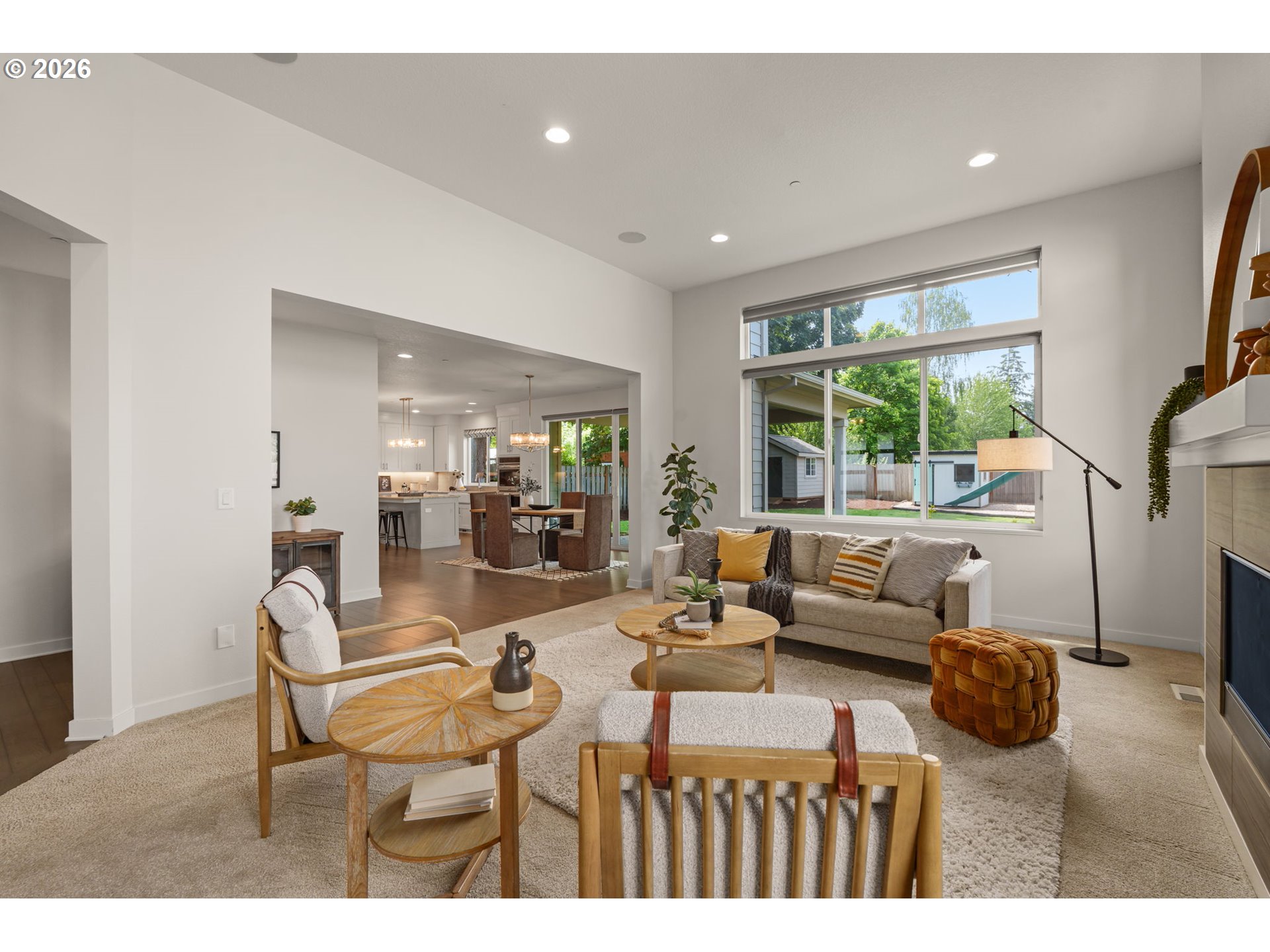 5540 Southwest Brugger Street Portland, OR 97219 - Photo 11 of 45
