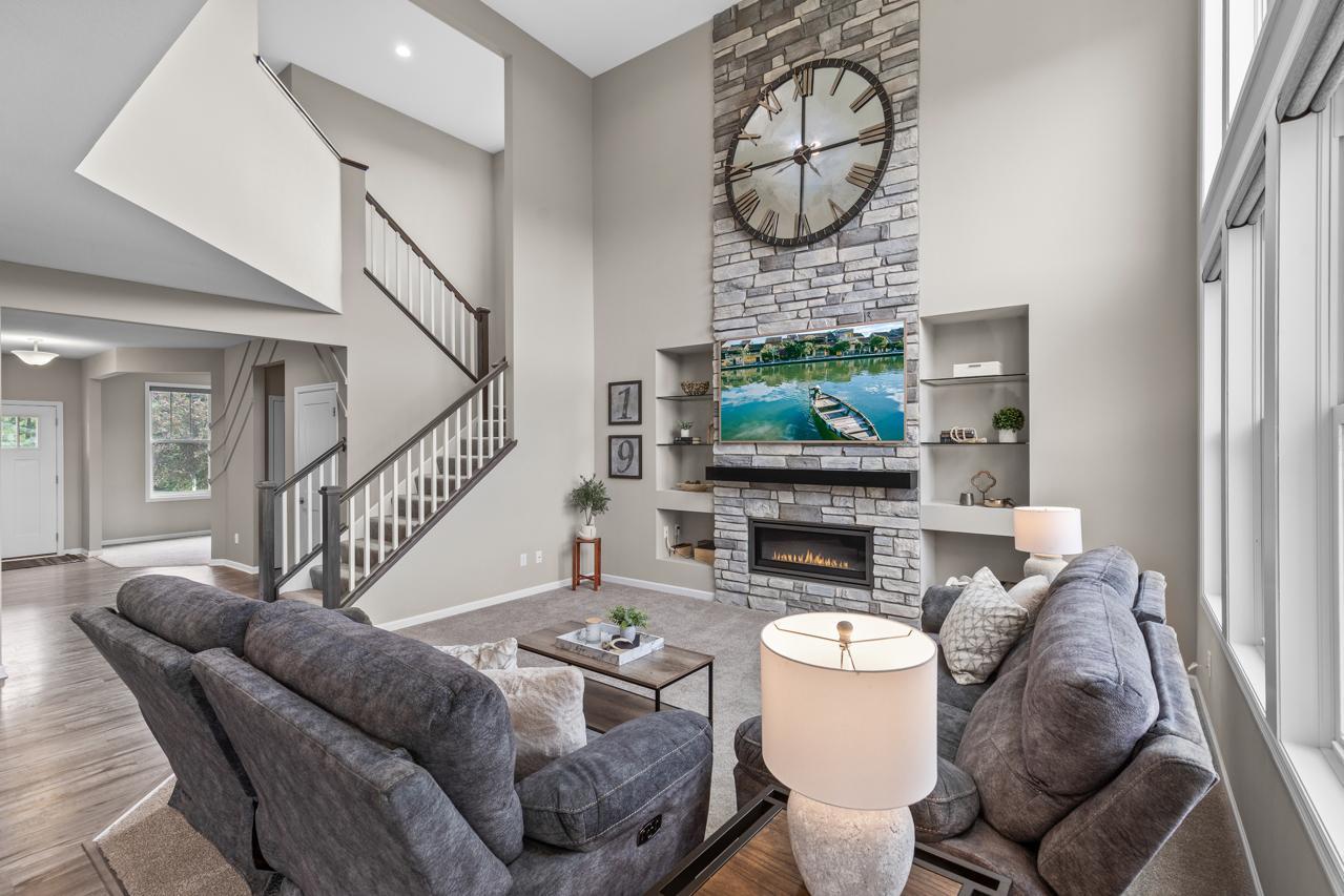 16894 Reeder Ridge Eden Prairie, MN 55347 - Photo 13 of 64
