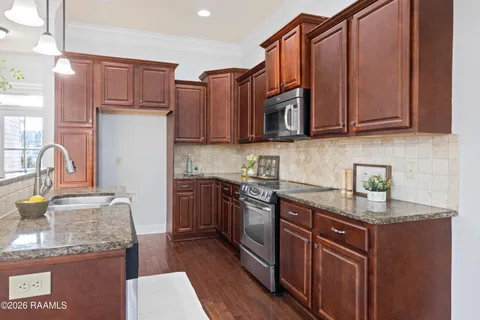 $240,000 | 120 Mirada Lane, Lafayette, LA 70508