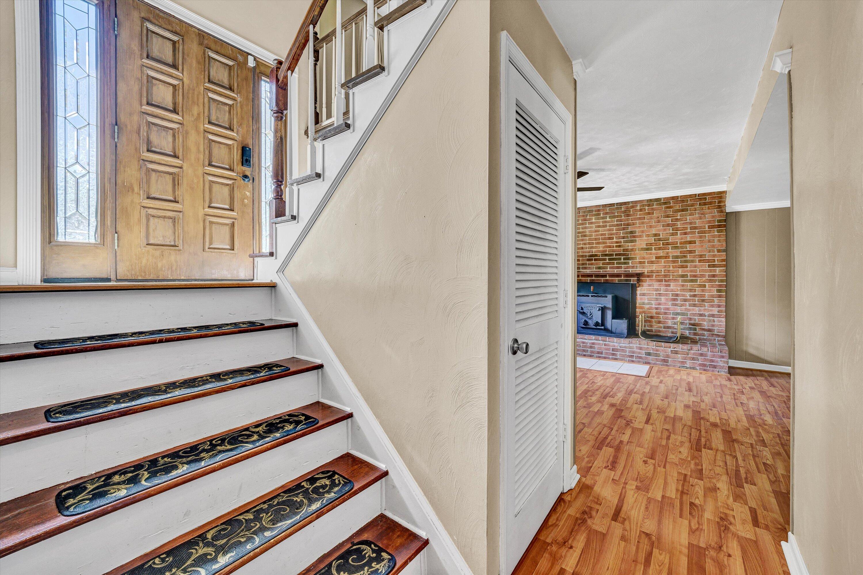 35 Spruce Circle Blue Ridge, VA 24064 - Photo 30 of 46 26-VM-01969