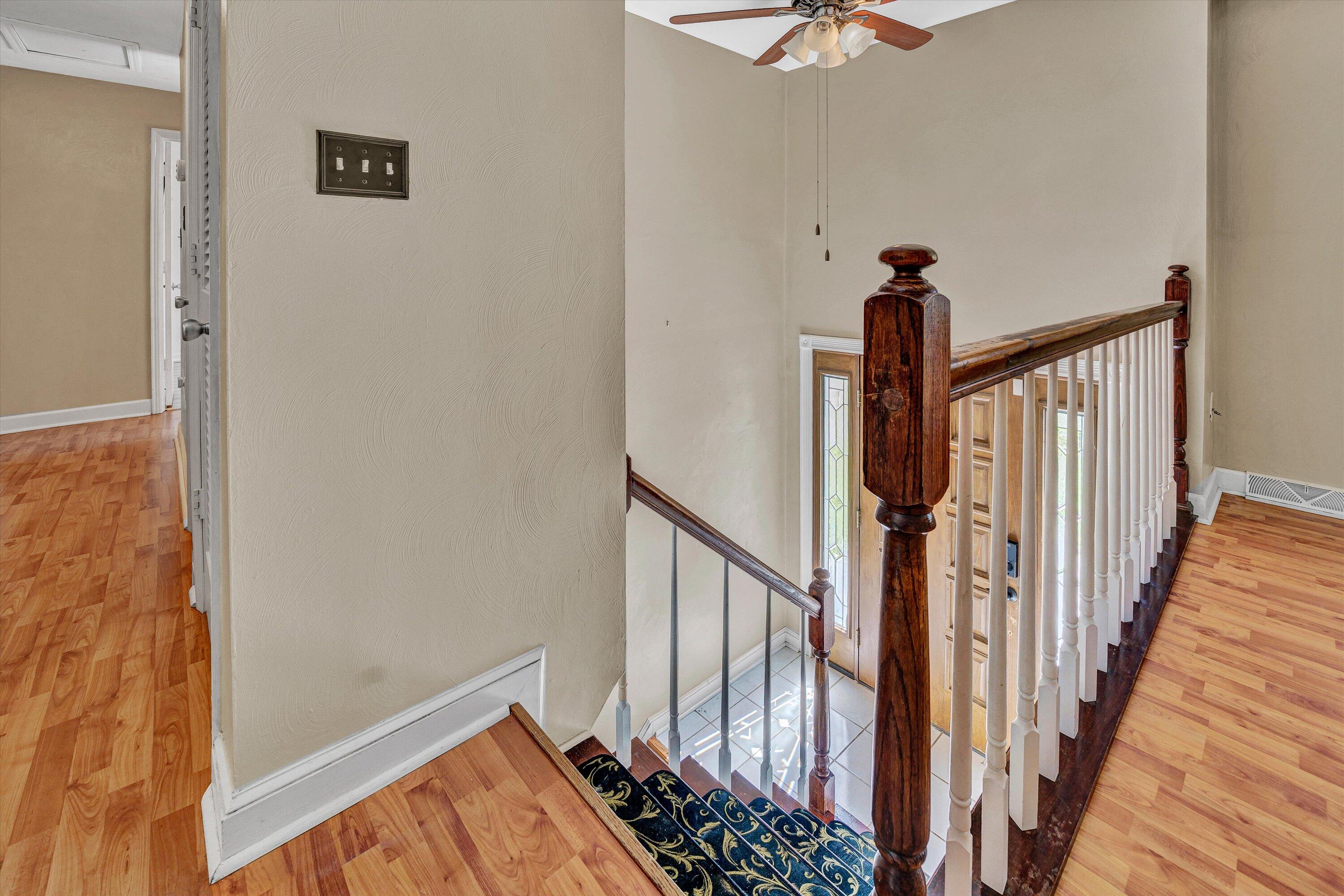 35 Spruce Circle Blue Ridge, VA 24064 - Photo 3 of 46 03-VM-01854