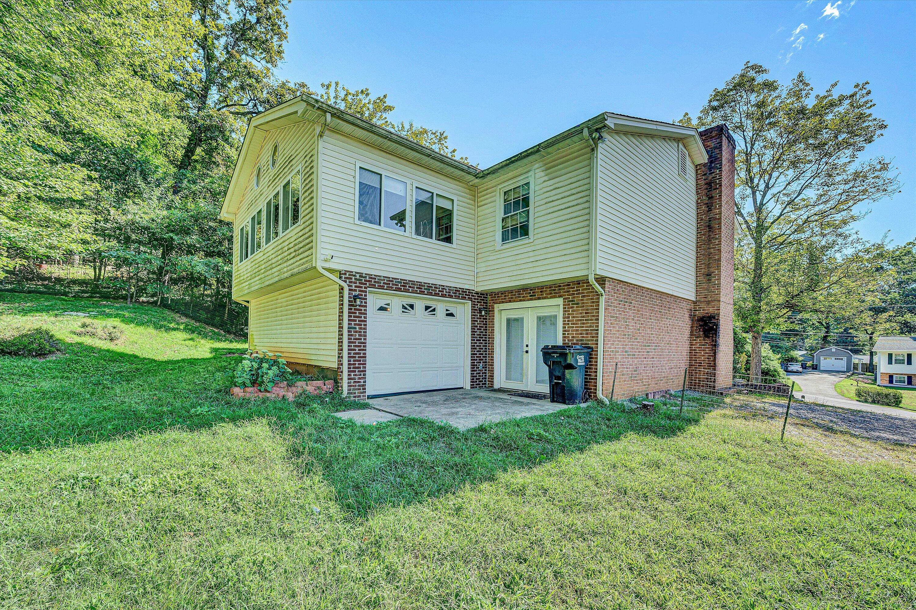 35 Spruce Circle Blue Ridge, VA 24064 - Photo 43 of 46 43-VM-01834
