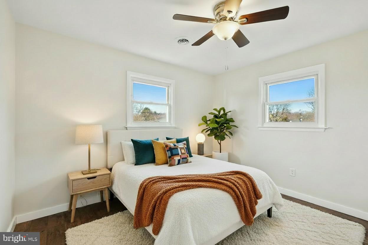 1546 Ridgely Drive Edgewater, MD 21037 - Photo 33 of 55 Bedroom 3/Virtual Staged