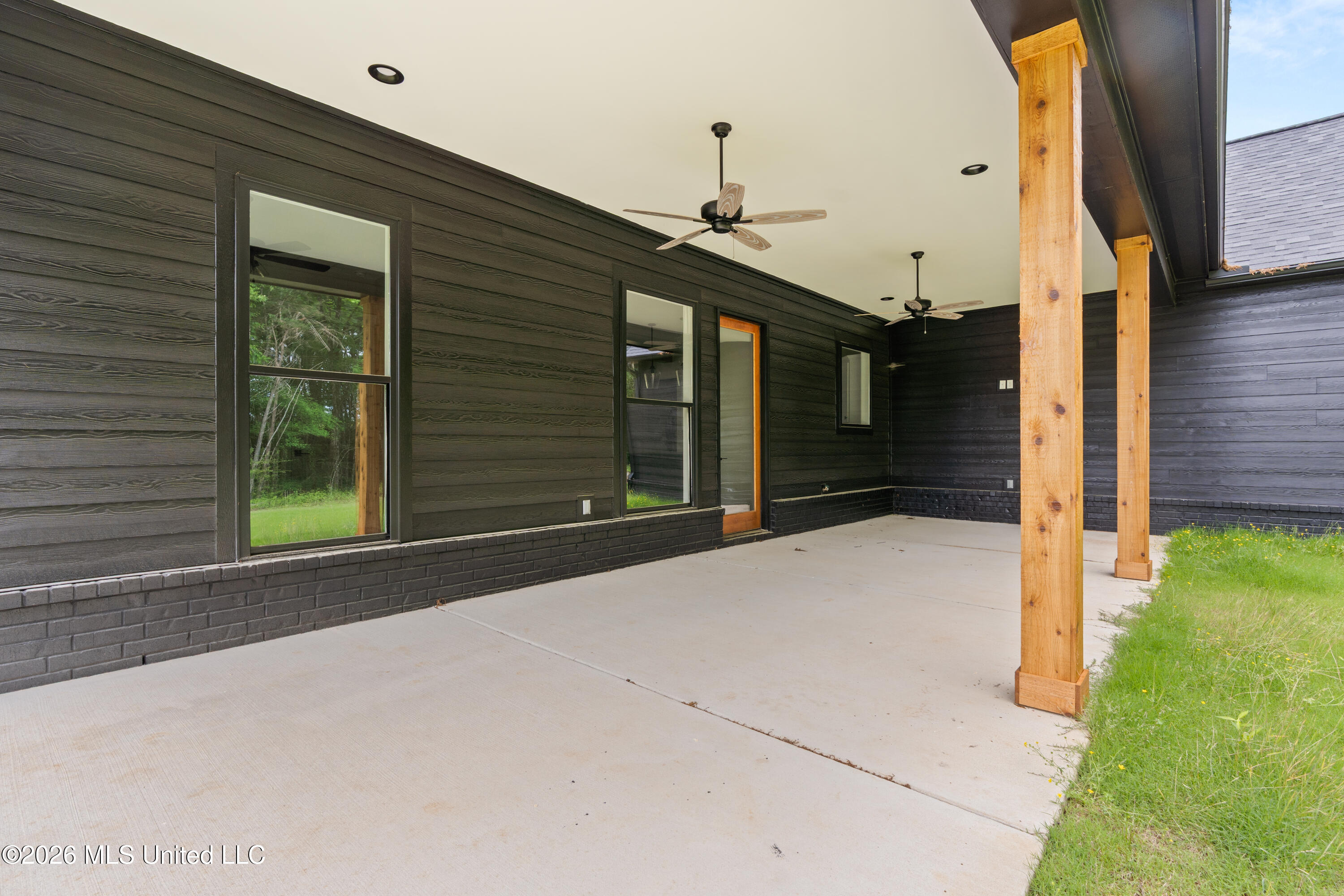 124 Drake Lane Red Banks, MS 38661 - Photo 30 of 30 Covered Back Porch