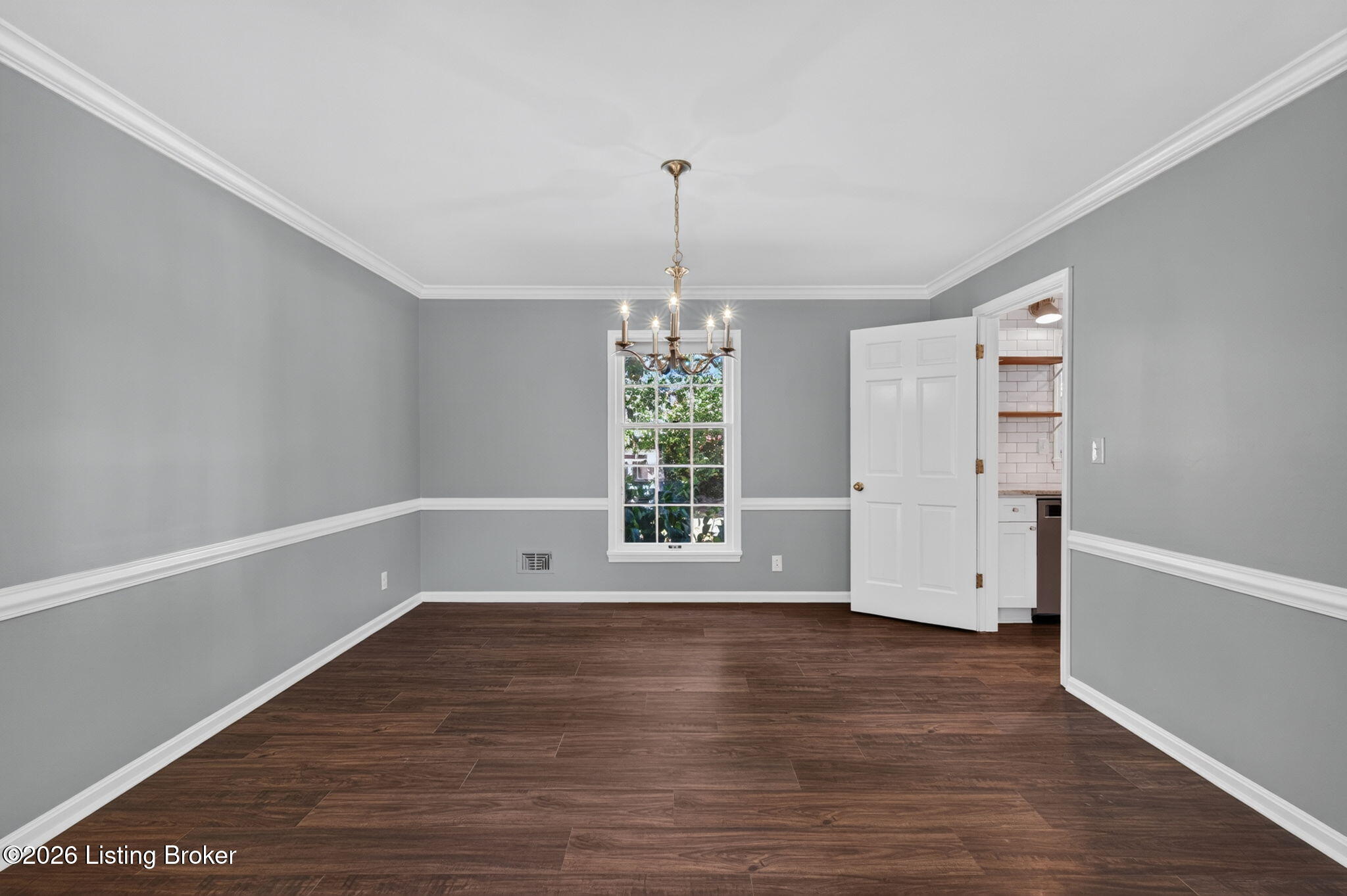 513 Moser Road Louisville, KY 40243 - Photo 10 of 44 Dining Room