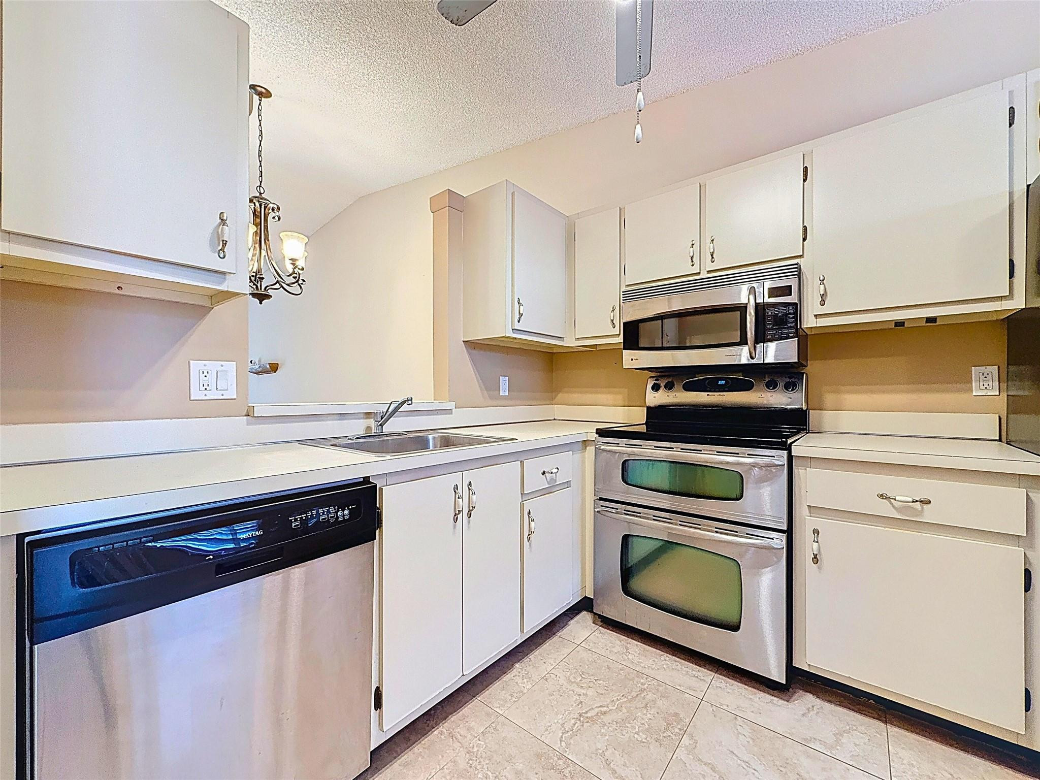 8626 Dreamside Lane, Unit 8626 Boca Raton, FL 33496 - Photo 10 of 23 Photo 10