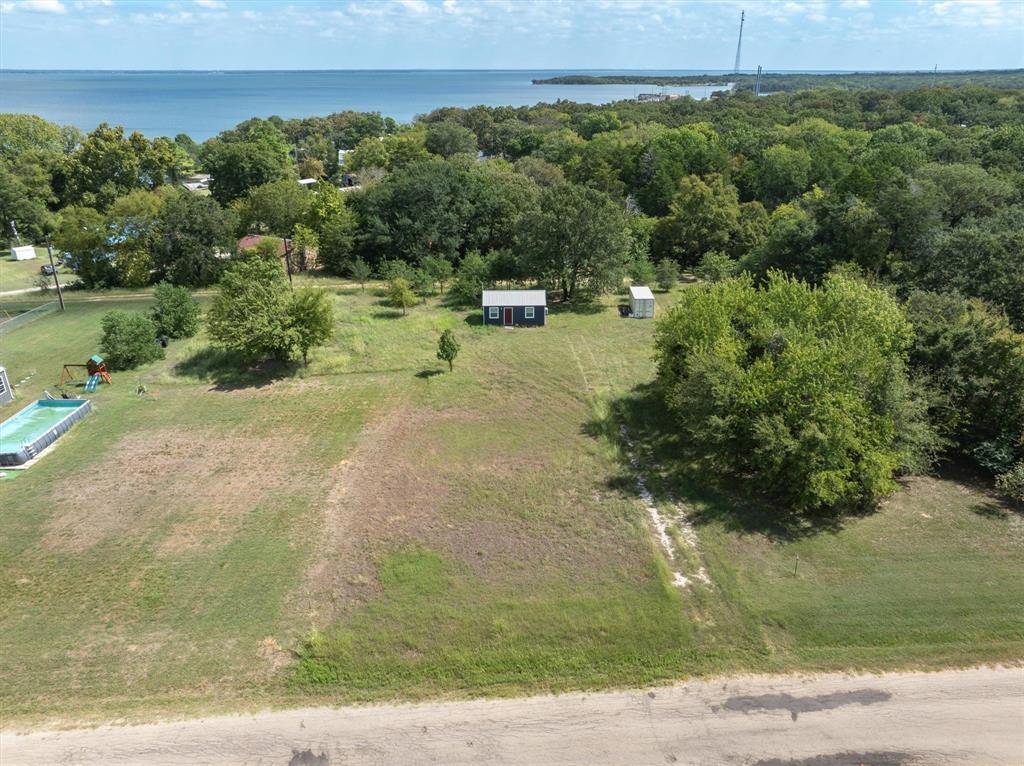 4400 County Road 3706 Wills Point, TX 75169 - Photo 6 of 18 an aerial view of a house with a yard
