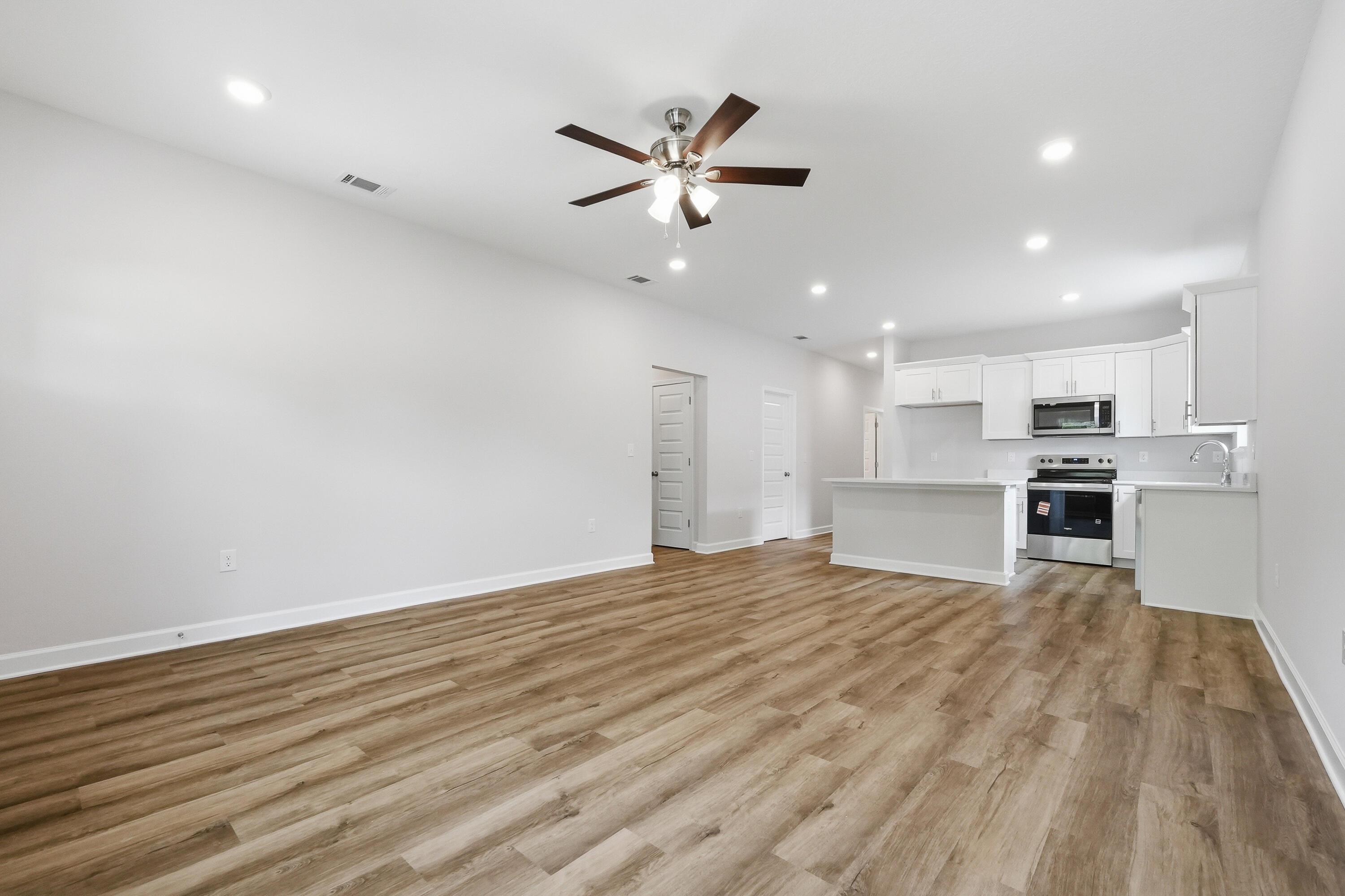 174 Caswell Branch Road Freeport, FL 32439 - Photo 6 of 25 174 caswell branch-8