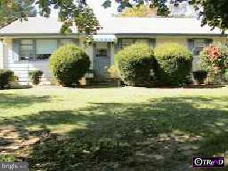 27 Petticoat Bridge Road Columbus, NJ 08022 - Photo 1 of 1