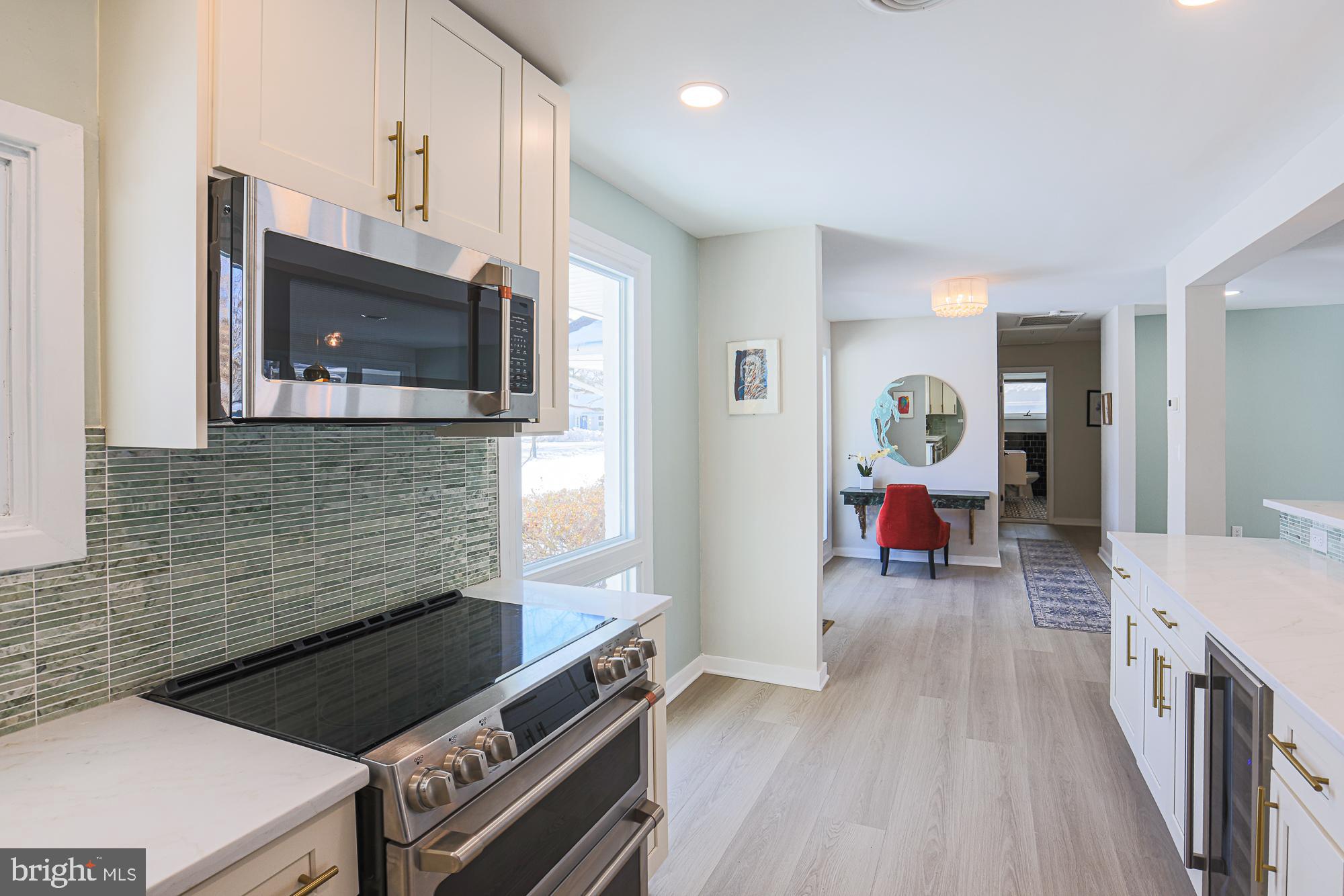 7900 Ivy Lane Baltimore, MD 21208 - Photo 11 of 34