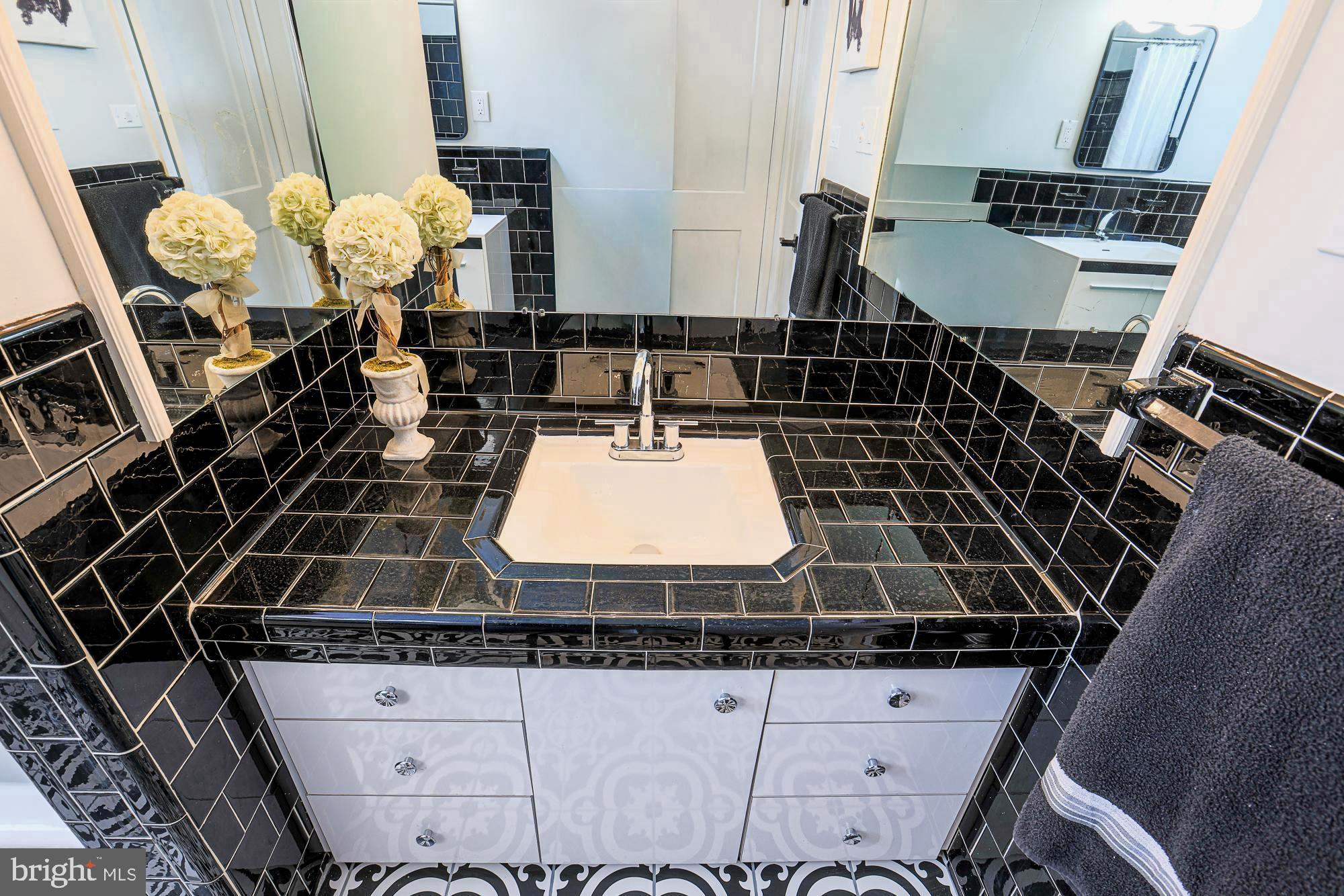 7900 Ivy Lane Baltimore, MD 21208 - Photo 22 of 34