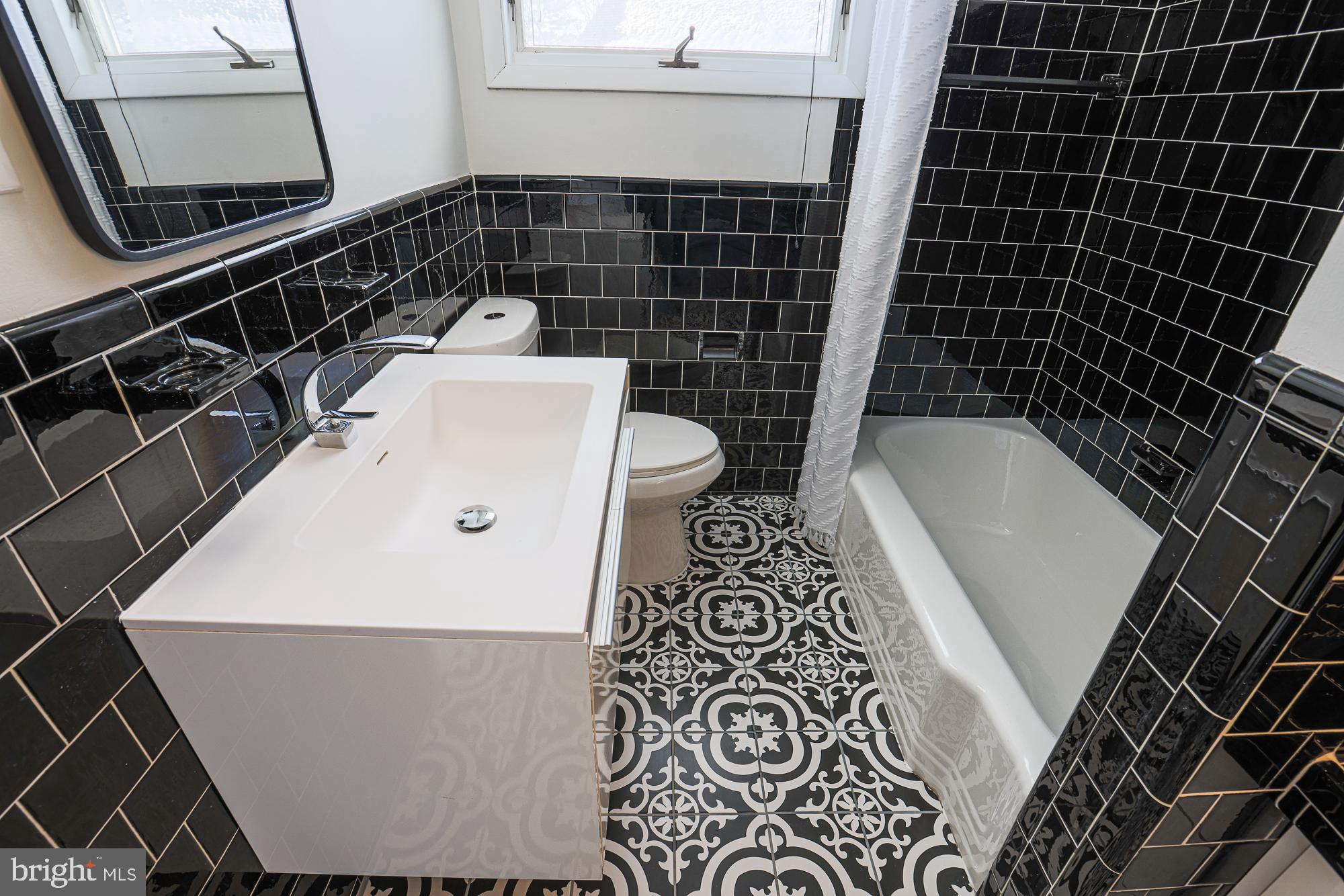 7900 Ivy Lane Baltimore, MD 21208 - Photo 23 of 34