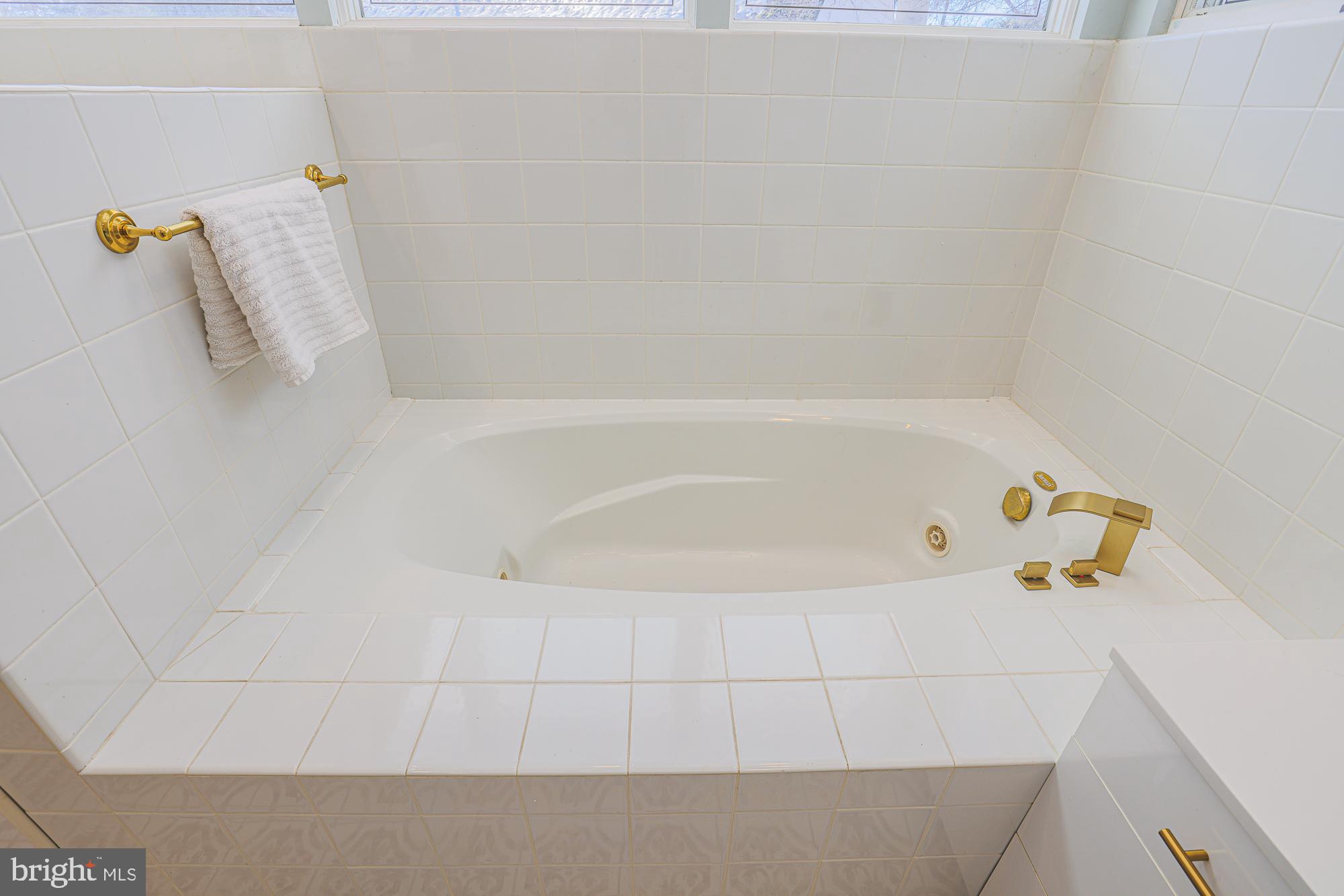 7900 Ivy Lane Baltimore, MD 21208 - Photo 31 of 34