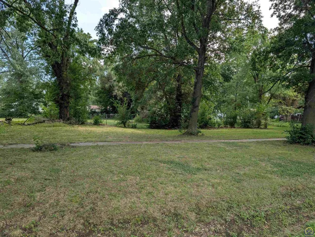 $30,000 | 403 West Broadway Street, Lebo, KS 66856