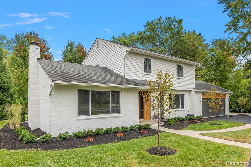 3164 Alpine Road Troy, MI 48084 - Photo 2 of 39
