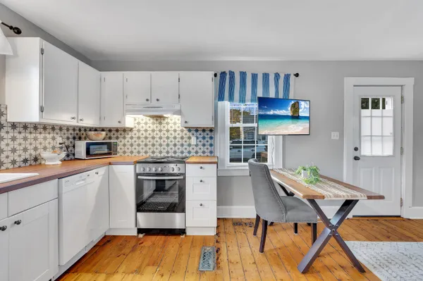 $6,500 | 109 Salt Island Road, Westbrook, CT 06498