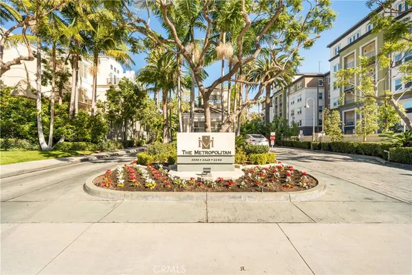 $820,000 | 2233 Martin, Unit 204, Irvine, CA 92612