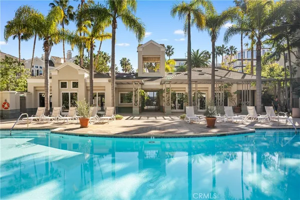 $820,000 | 2233 Martin, Unit 204, Irvine, CA 92612