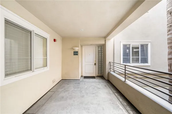 $820,000 | 2233 Martin, Unit 204, Irvine, CA 92612