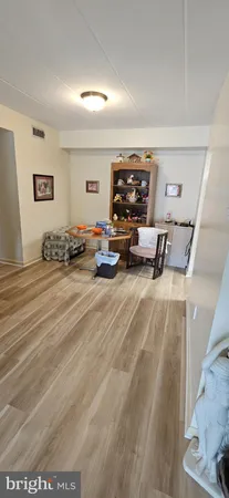 $190,000 | 1101 Delaire Landing Road, Unit 101, Philadelphia, PA 19114
