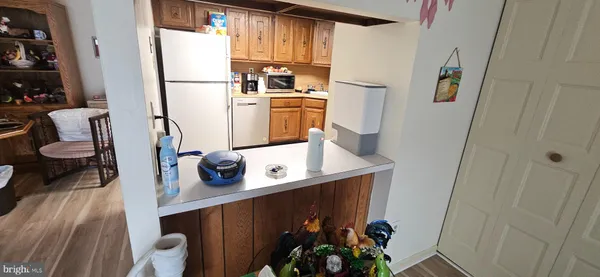 $190,000 | 1101 Delaire Landing Road, Unit 101, Philadelphia, PA 19114