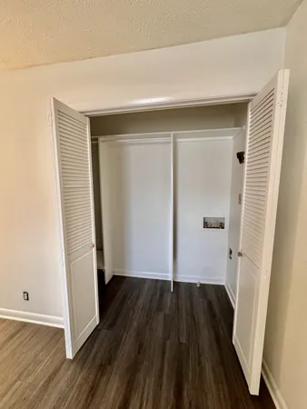 $999 | 5156 Linbar Drive, Nashville, TN 37211