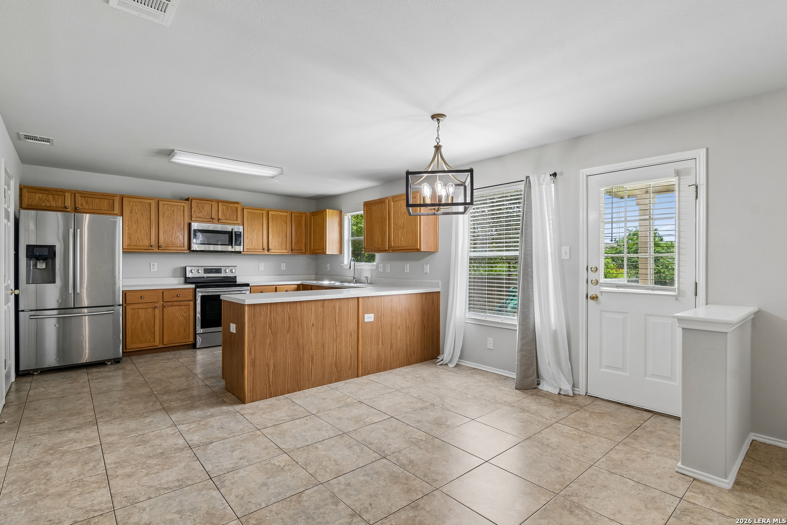 514 Rattler Bluff San Antonio, TX 78251 - Photo 15 of 33