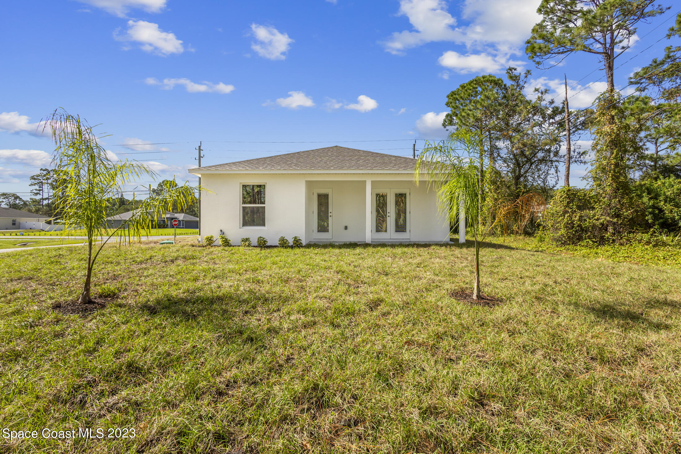 785 Degroodt Road Southwest Palm Bay, FL 32908 - Photo 5 of 25 Back Lemont