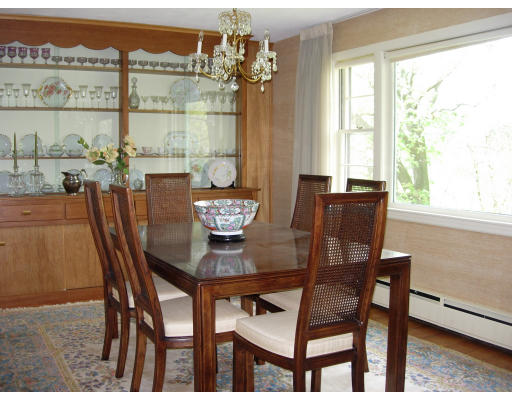 76 Stony Brook Road Belmont, MA 02478 - Photo 5 of 13 Gallery Image 5