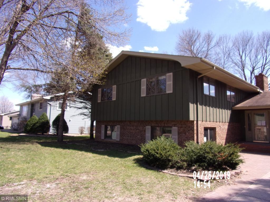 7 Crestview Bay Faribault, MN 55021 - Photo 1 of 1 Gallery Image 1