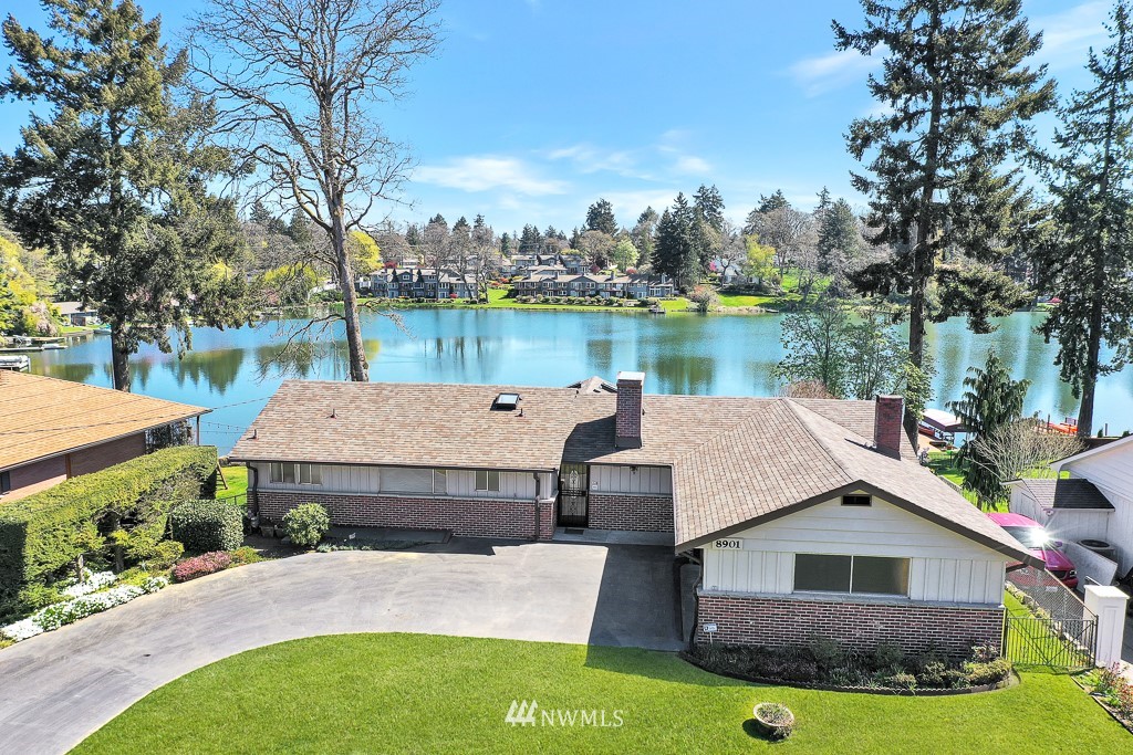 8901 Lake Steilacoom Point Road Southwest Lakewood, WA 98498 - Photo 1 of 40 Gallery Image 1