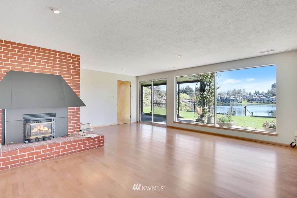 8901 Lake Steilacoom Point Road Southwest Lakewood, WA 98498 - Photo 29 of 40 Gallery Image 29