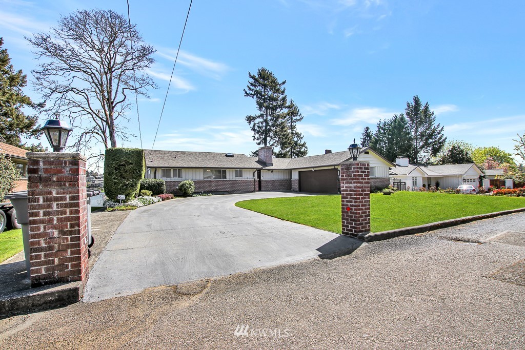 8901 Lake Steilacoom Point Road Southwest Lakewood, WA 98498 - Photo 7 of 40 Gallery Image 7