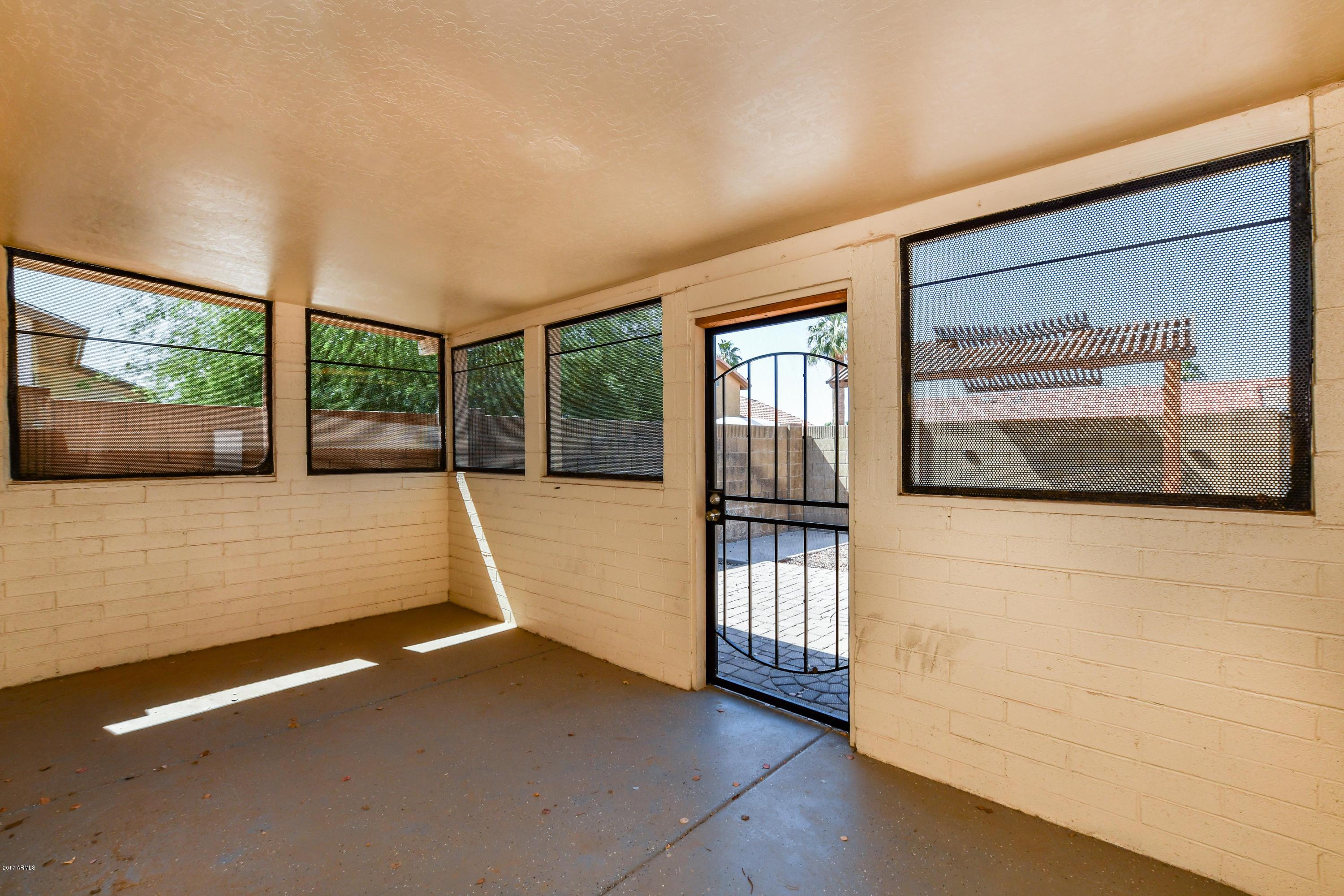 1714 East Darrel Road Phoenix, AZ 85042 - Photo 12 of 14 Darrel enclosed patio